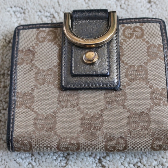 Gucci wallet - Picture 1 of 8
